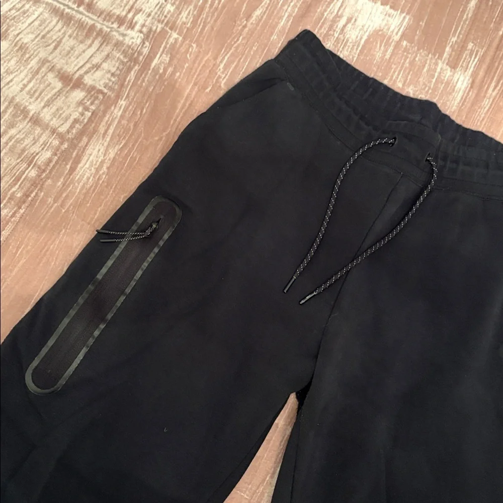 Nike Tech Fleece Sweatpants - Picture 3 of 5